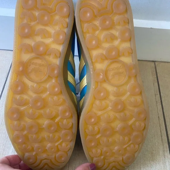 Adidas Gazelle Indoor Shoes in Semi Blue Burst/Almost Yellow - Picture 5 of 10